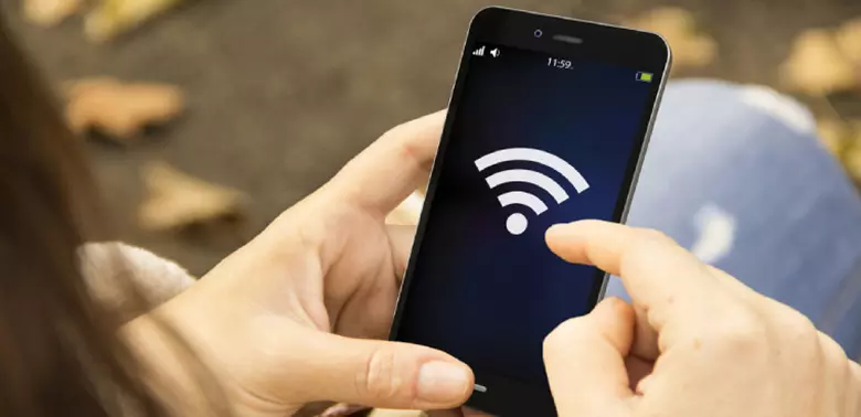 Cách sạc pin điện thoại nhanh chọn mạng wifi