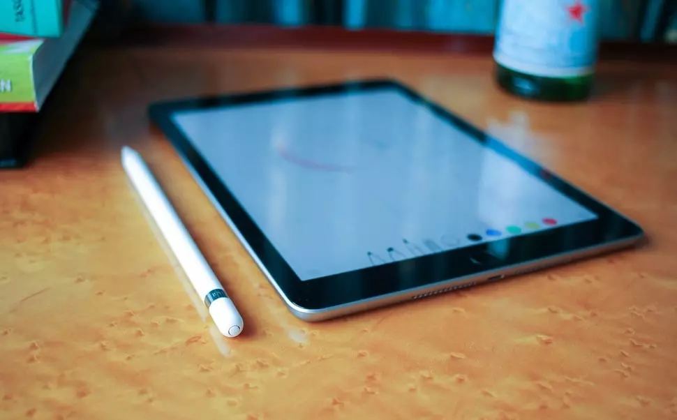 iPad 2018 giá rẻ được bán tại Huy Phong với giá siêu hấp dẫn